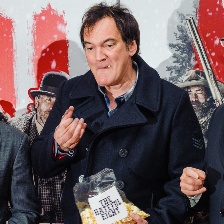 昆汀《八恶人》伦敦首映 与主演现场分吃爆米花