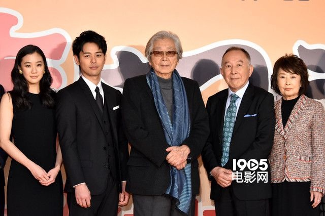 报告记者会,导演携主演苍井优,妻夫木聪,桥爪功,吉行和子,西村雅彦