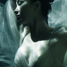 陶虹水下夢幻寫真性感 膚若凝脂美艷宛如仙女