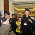 全国政协委员刘翔完成报到 大批记者追随至电梯