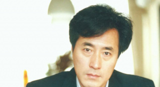 杨立新追忆葛存壮：拍戏严谨认真 三伏天穿棉袍