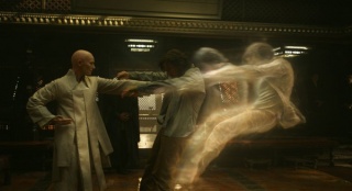 斯文顿回应《奇异博士》亚洲角色“被漂白”争议