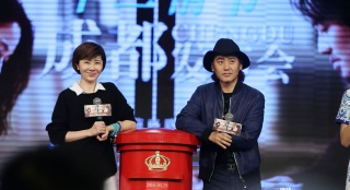 《北西2》吳秀波自封浴室歌手唱《戀愛(ài)癥候群》