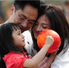 《判我有罪》主创各地路演 聚焦现实直面真相