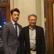 李安现身“喜天之夜” 吴秀波杨洋两款男神同框