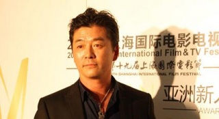黑豹前主唱奪亞洲新人獎(jiǎng)影帝 爾冬升望新人莫僥幸