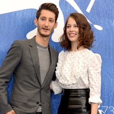 《弗兰兹》发布会 “圣罗兰”皮埃尔·尼内蓄胡现身