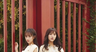 SNH48《那時可愛的她們》主演為黃婷婷、李藝彤