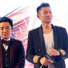 劉德華黃曉明路演 笑稱電影應(yīng)改名《王牌吸王牌》