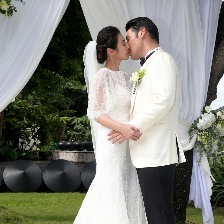 陳怡蓉大婚與老公擁吻 何潤東、郭品超參加婚禮