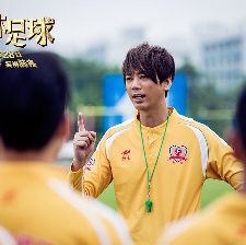 "高音信"變運動員 演《笑林足球》挑戰(zhàn)最強喜劇