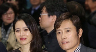 第36屆影評獎頒獎 李秉憲、孫藝珍榮膺影帝影后