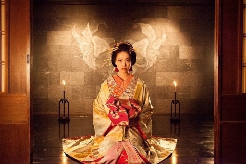 《无限之住人》新剧照 户田惠梨香花魁服饰亮