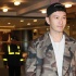 黄晓明初为人父见媒体 送食物和水望更多私人空间