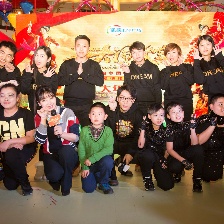 《大鬧天竺》大連路演 熱情洋溢白客柳巖齊拜年