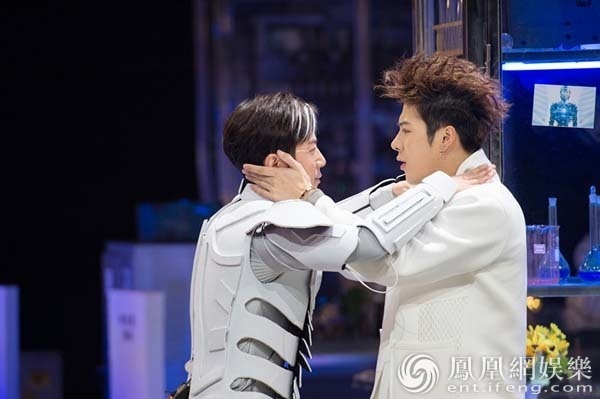 《明星大侦探》王嘉尔“表白”何炅:宝贝!要相信我_滚动新闻_电影网_1905.com