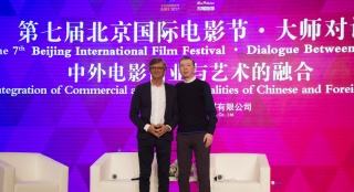 厲害了！"天壇獎"評委會主席奧古斯特對話馮小剛