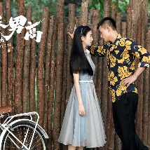 《青禾男高》曝逗趣兄弟版海报 景甜"公主抱"欧豪