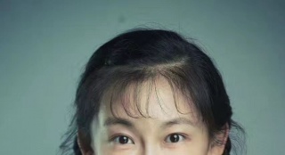 《芳華》曝光女演員證件照 毫無PS還原時(shí)代風(fēng)格