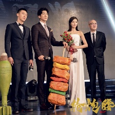 《槍炮腰花》主創(chuàng)齊聚萬達之夜 "猛組"燃炸上海灘