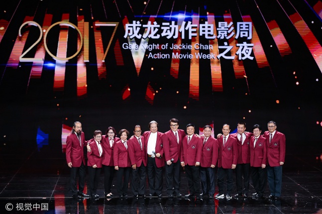 6月22日晚,"成龙动作电影周之夜"暨颁奖仪式在上海举行.
