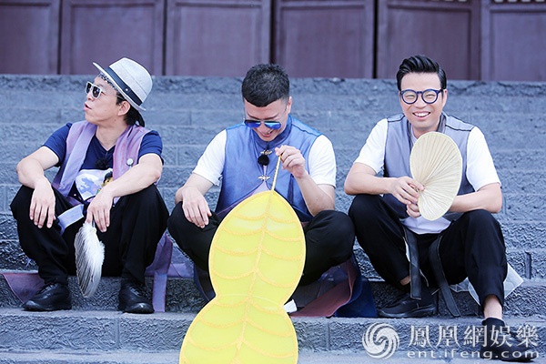 《极挑》孙红雷成导游 黄渤一句话征服孙红雷