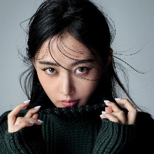 張?zhí)鞇?ài)最新雜志大片曝光 冷艷動(dòng)人女王范兒十足