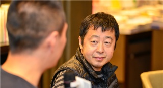 《時間去哪兒了》路演 賈樟柯再遭女粉絲表白