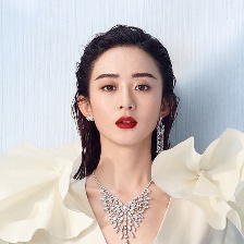趙麗穎深V大花裙美艷逼人 性感大露背秀烈焰紅唇