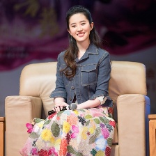 重返歷史事發(fā)地 《烽火芳菲》劉亦菲對話浙大學(xué)子