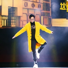 《這就是命》鹽城路演 王迅于莎莎"松鼠CP"再同框