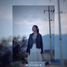 張?zhí)鞇?ài)發(fā)文曬九宮格美照 網(wǎng)友：文藝氣質(zhì)撲面而來(lái)