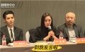 楊冪“電影新力量”風(fēng)采 蜜汁微笑給大家愛的鼓勵