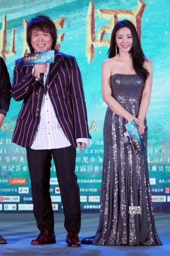影片的两位幕后大佬携大鹏,倪妮,李治廷,周冬雨,伍佰,柳岩等全主创