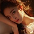 楊冪復(fù)古寫真大片曝光 性感俏皮似“鄰家少女”