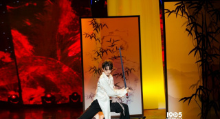 吳磊的18歲成人禮 翩翩少年劍眉星目氣宇非凡