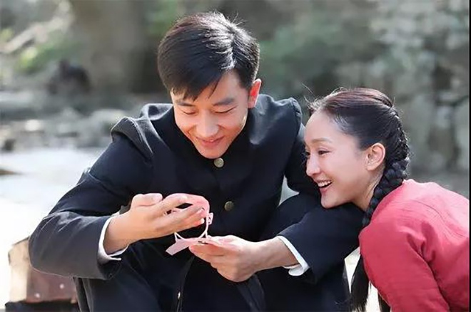 黄轩:温暖人心的笑容背后 是那不为人知的心酸