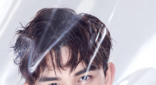 吳磊18歲生日曝組圖 零點(diǎn)上線單曲講述成長之心