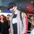 黄景瑜现身《红海》路演 嚼口香糖出场秒变顾顺