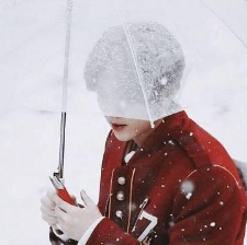 鹿晗跑男路透維也納雪中漫步 粉絲喊話(huà)注意保暖
