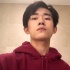 易烊千玺誓将养生博主坐实 按摩床照撞脸屁桃君