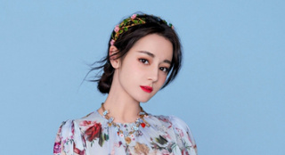 迪麗熱巴曝花仙子造型寫真 春意濃濃清新甜美