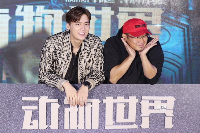 由韩延执导,李易峰领衔主演,迈克尔道格拉斯特邀主演,周冬雨特别出演