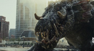 《狂暴巨獸》曝新版預(yù)告 "尼根"和巨石硬漢對峙