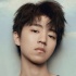 王俊凱再曝雙封雜志大片 時(shí)尚新貴青春酷guy