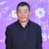 顾长卫亮相北影节闭幕式红毯 黑色西装霸气十足