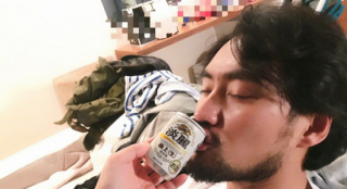 张歆艺晒美食照秀恩爱 袁弘竟成了中年油腻男？