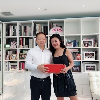 苏芒正式离职时尚集团 与同事亲密合照破不合传闻