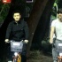 王力宏带黄晓明夜骑游台北 一路热聊哥俩感情好