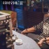 票房5.67亿蝉联榜首 《超时空同居》曝光导演特辑